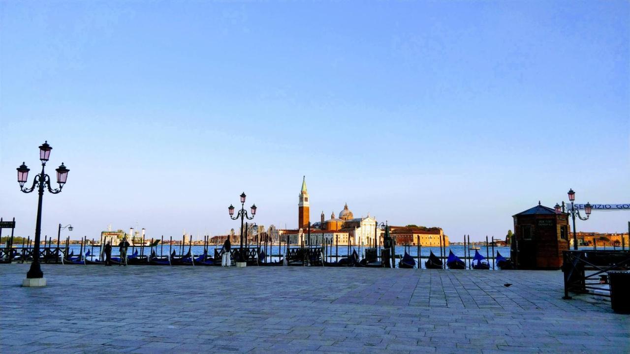 Отель Porte Di Venezia, Tessera Aeroporto Фаваро Венето Экстерьер фото